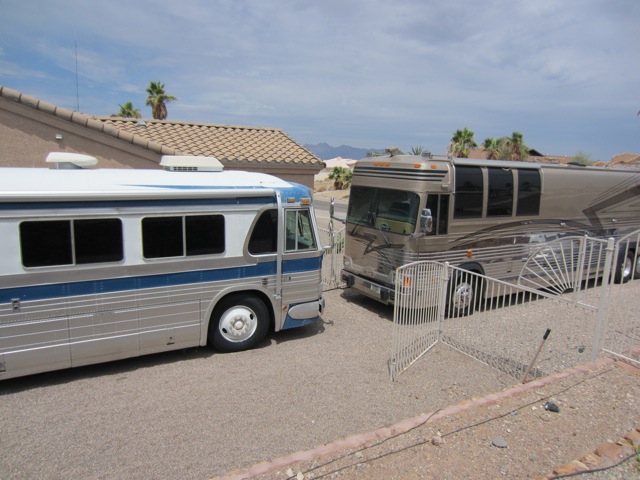 technomad bus rendezvous