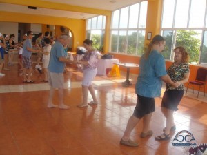 533787_435819619800474_226711857_n