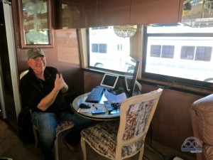 Our first (and only) meeting with Curtis - our buses parked next to each other in Quartzite, AZ.